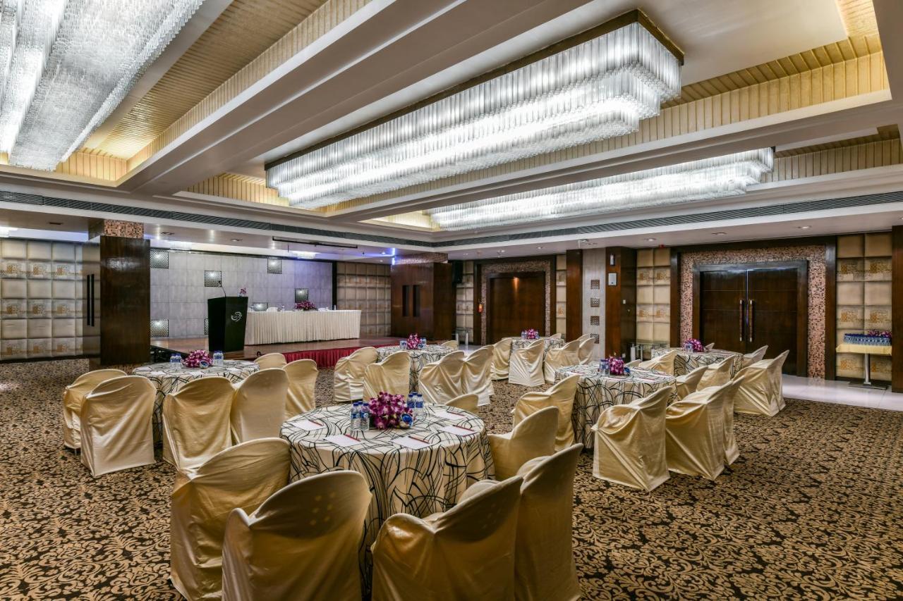 The Regenza By Tunga Hotel Navi Mumbai Exterior photo