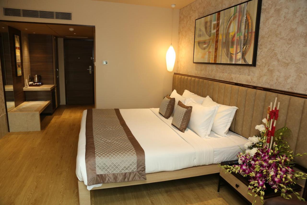 The Regenza By Tunga Hotel Navi Mumbai Exterior photo