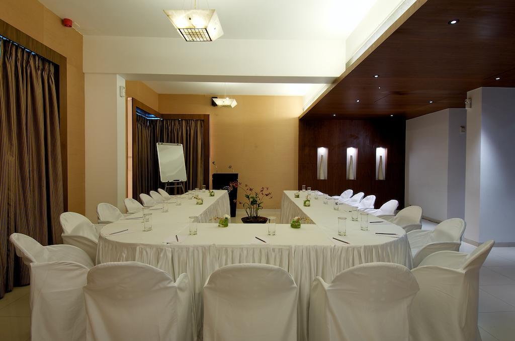 The Regenza By Tunga Hotel Navi Mumbai Exterior photo